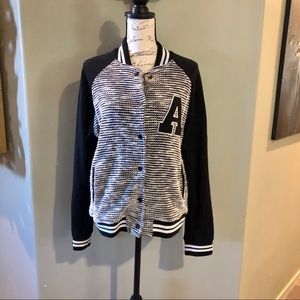 Mango MNG jeans Los Angeles sweater size XL